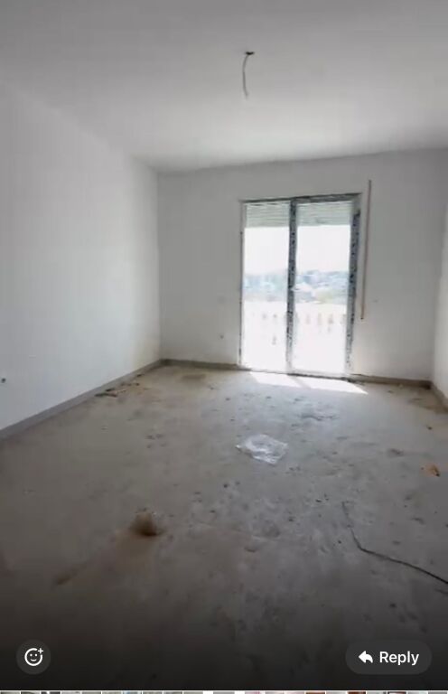 2+1,me hipoteke ne kamze,cmimi 120.000 euro