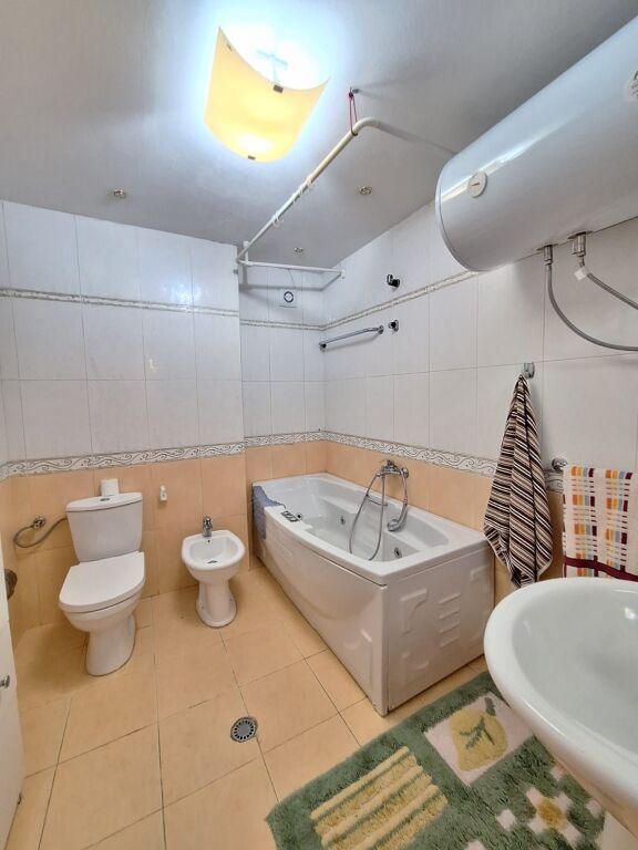 Apartment 2+1+2 with 1 balcony for sale on Kosovareve street