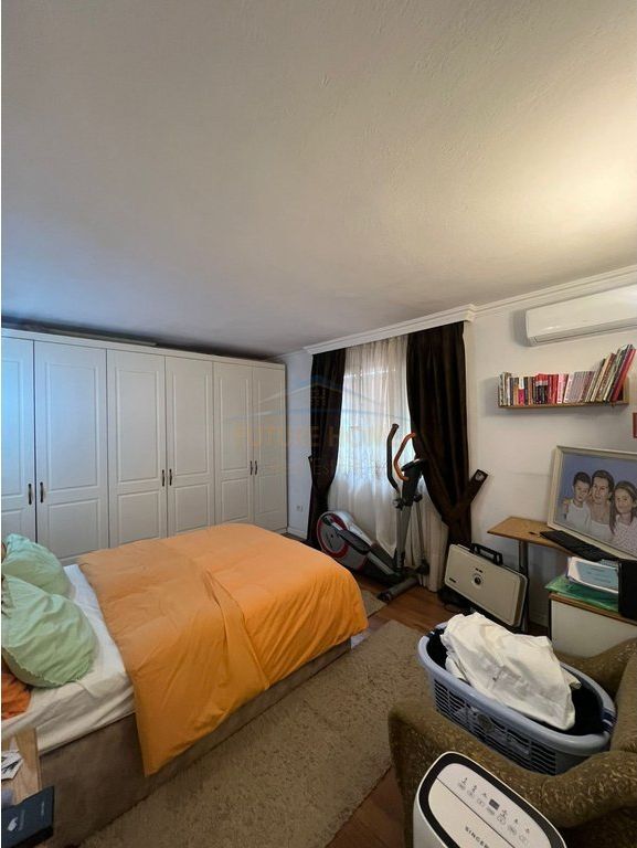 In vendita, Appartamento 2+1 + Cabina armadio, Via Kavaja, Tirana