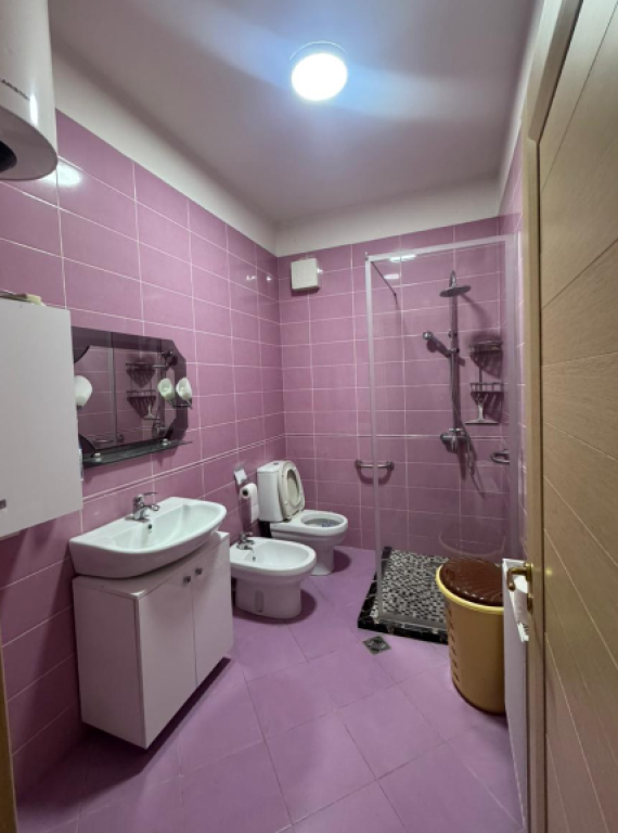 Appartamento 1+1 in Vendita – Komuna e Parisit, Complesso Kika 2
