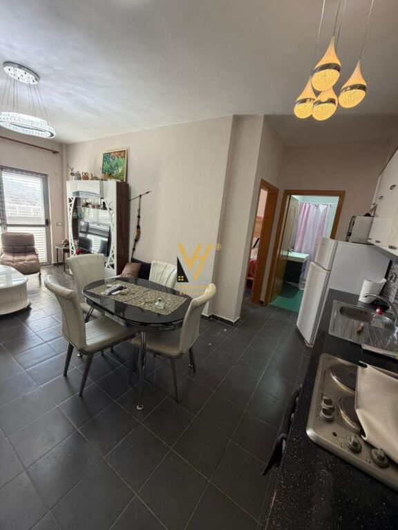 SHITET APARTAMENT 1+1+BLK TE SHKEMBI I KAVAJES 6.000.000 LEKE