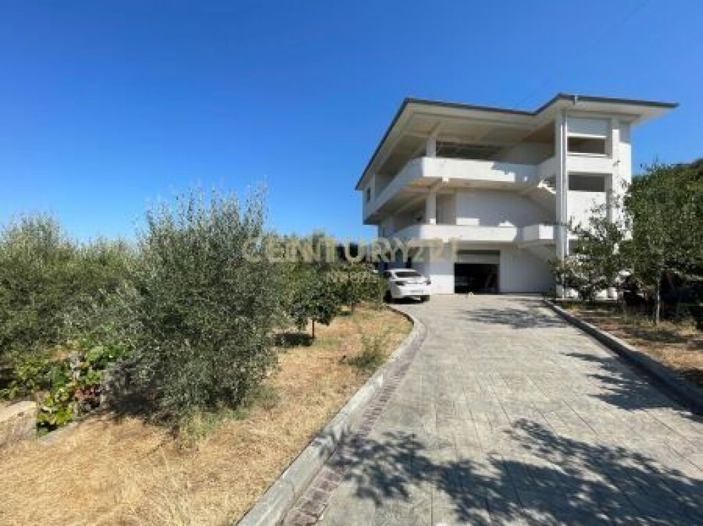 3-STOREY VILLA for SALE, IN FARKE ‼️