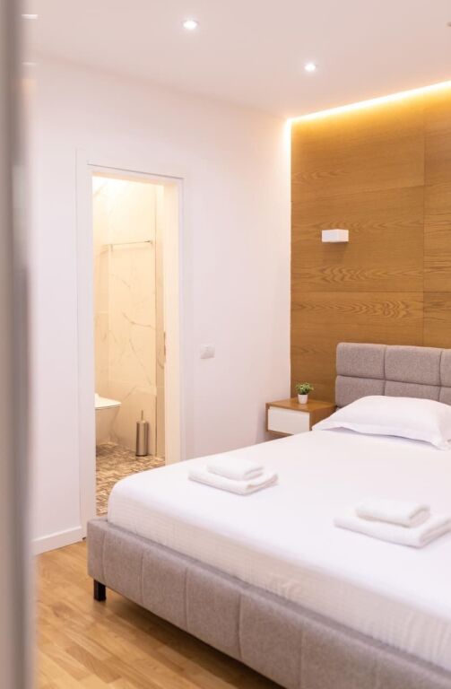 Shitet apartament 2+1 tek Zogu i Zi!