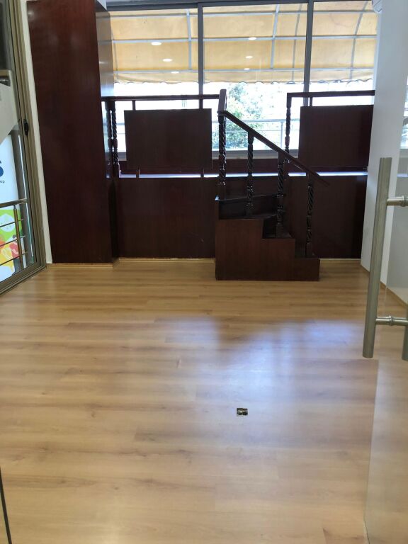 Affitto | Ambjent Biznesi | Tirane | 1500 €/mese