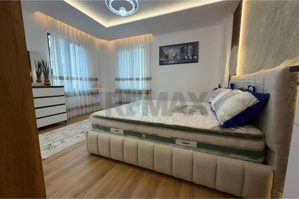 Shitet Apartament 2+1+2, , PALLATI ME SHIGJETA!