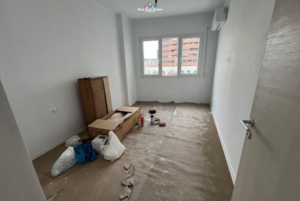 Ufficio in Affitto 3+1 a Astir (ID BZ2969) Tirana