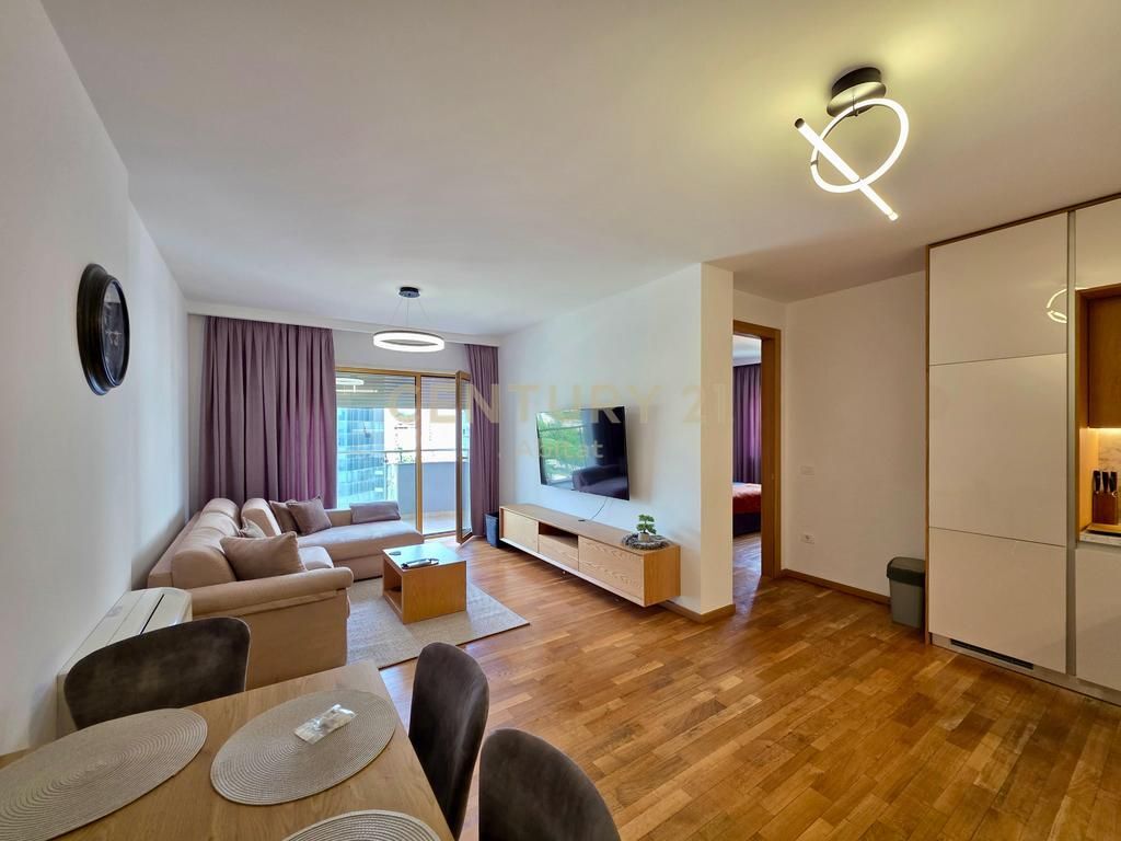 Apartament 1+1 me qira me pamje fantastike, Kullat Binjake