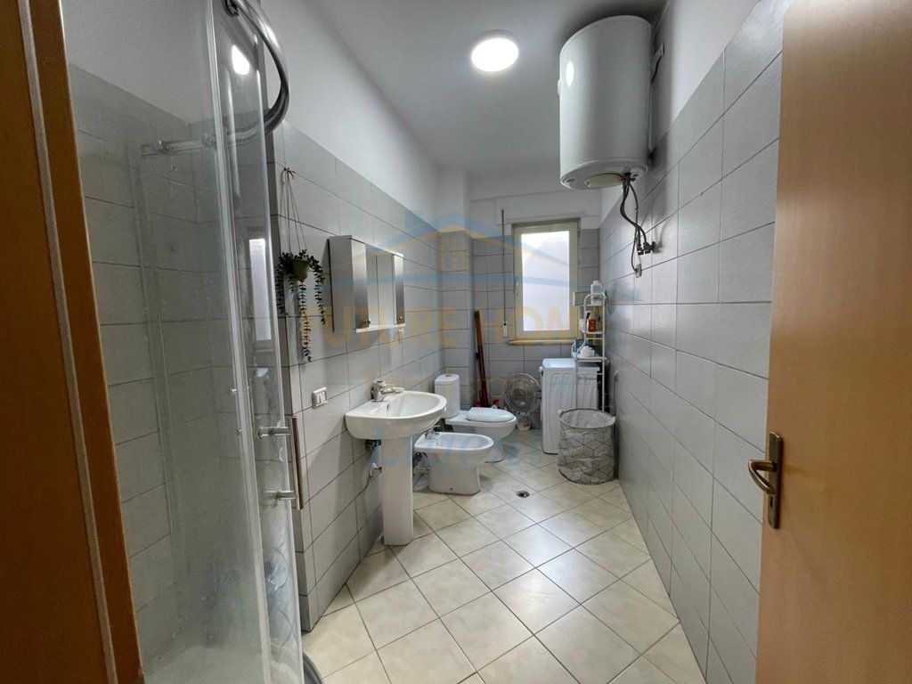Affitto, Appartamento 1+1, Lago Secco, Tirana.