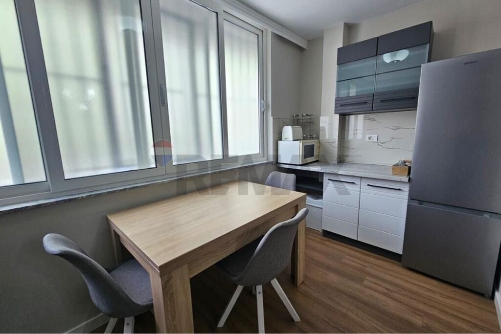 Apartment 2+1 for rent Blloku