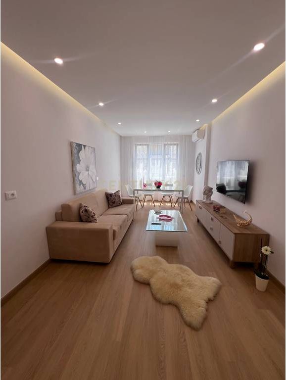 APARTMENT 2+1 FOR RENT NEAR, IN THE AREA OF THE FORMER BLOCK 850 € /Month