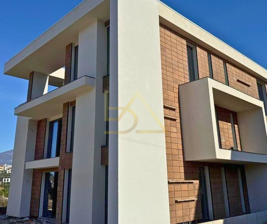Shitet Apartament 1+1 – Tulipan Residence, pranë TEG, Tiranë