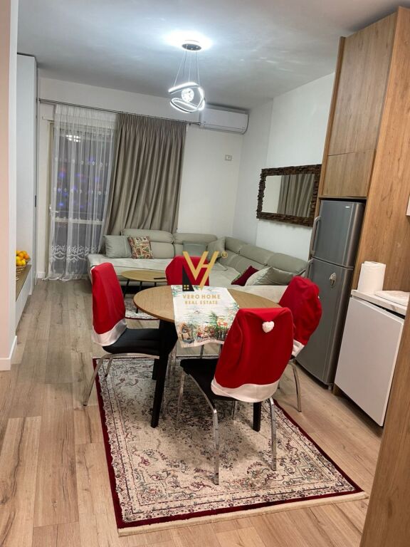 JEPET APARTAMENT 1+1+BLK ME QERA TEK KOPSHTI BOTANIK 65.000 LEKE
