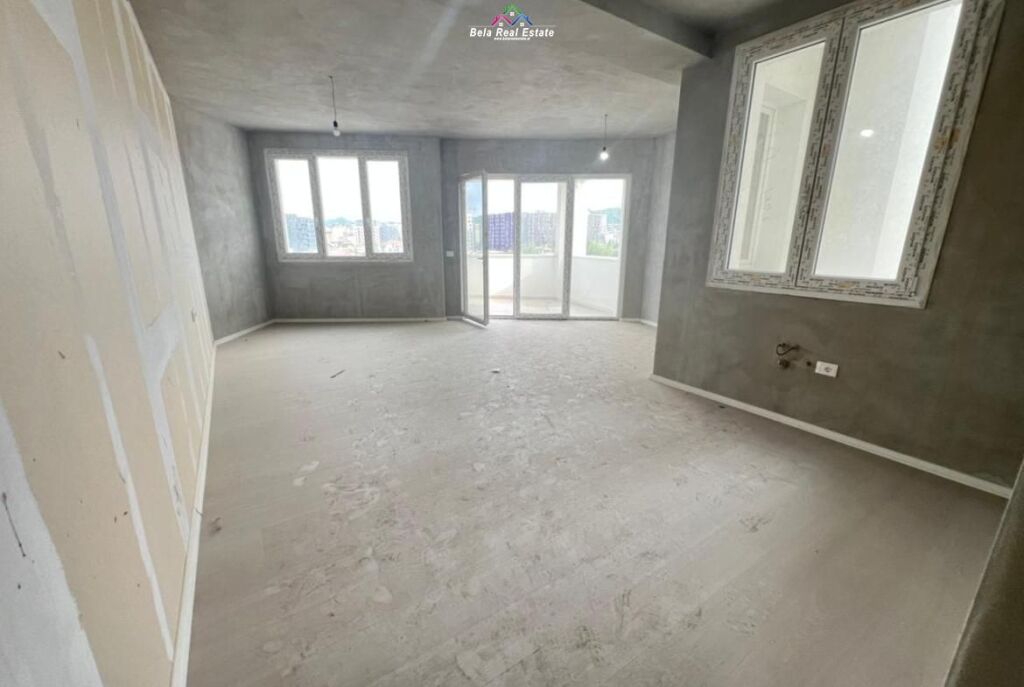 Ufficio in Affitto 3+1 a Astir (ID BZ2966) Tirana