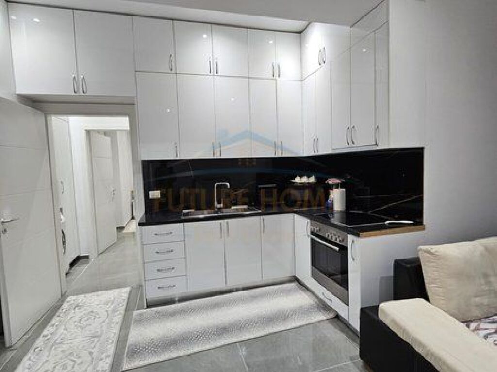 Shitet,Apartament 1+1, Selite, Tirane