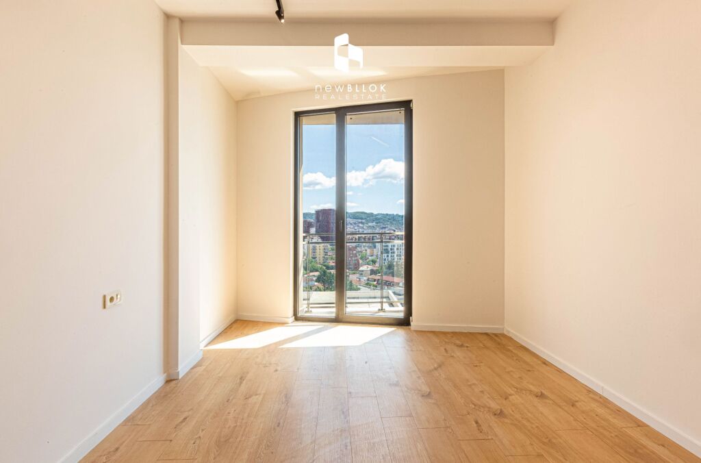 ✨️In Affitto: Elite Office 202m² ⭐️ 2 Posti Auto 3 WC🚾 / VERANDA - 12° Piano📍 GOLDEN TOWER (MINE PEZA RESIDENCE) 🌇 2000€ NETTI/Mese 💥
