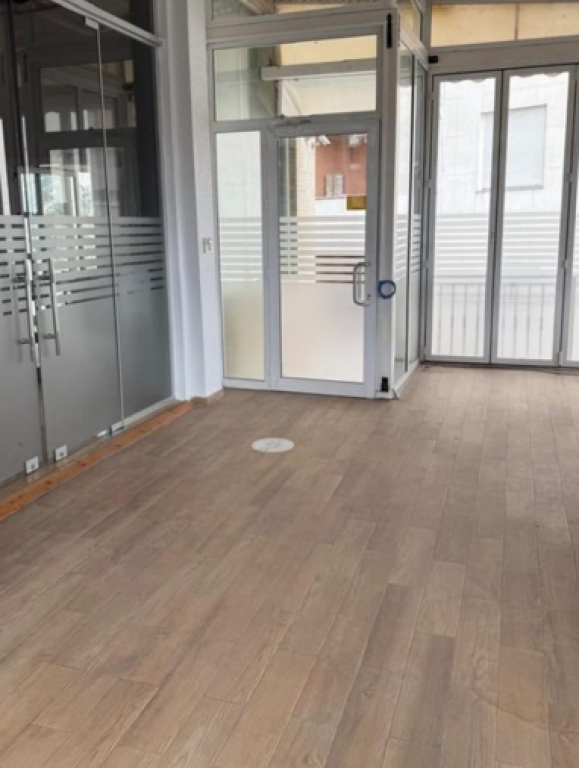 Jepet Ambient për Zyra me Qira – Kodra e Diellit 1