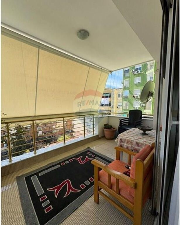 Apartment 2+1+2 for rent Blloku