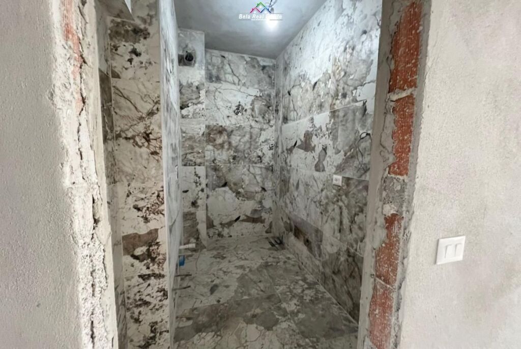 Ufficio In Affitto 2+1 A Astir (ID BZ2967) Tirana