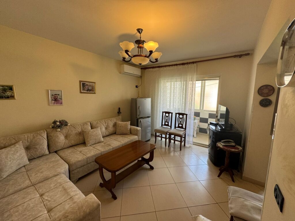 Appartamento 1+1 in vendita   Scuola "Vasil Shanto". 140.000 euro