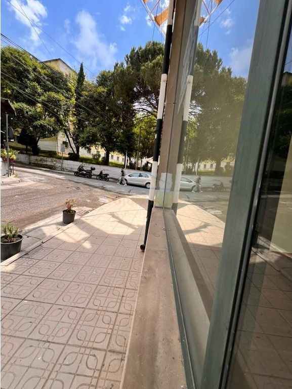 Affitto, Spazio Commerciale, Via Pjeter Budi, Tirana