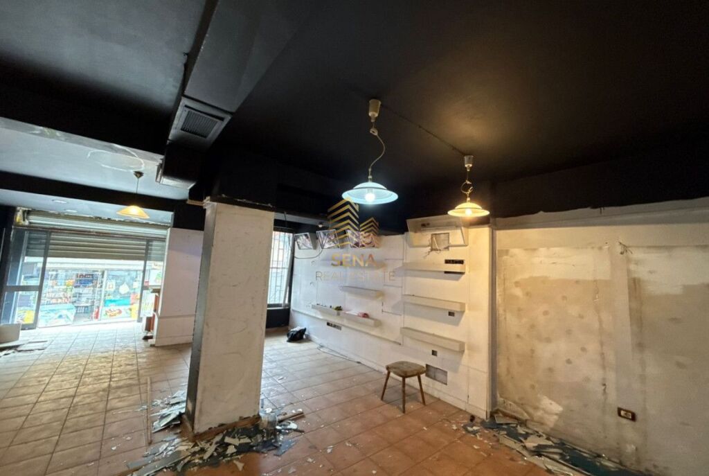 For sale, Business premises 165m2, Xhamllik, 26,000,000 Leke