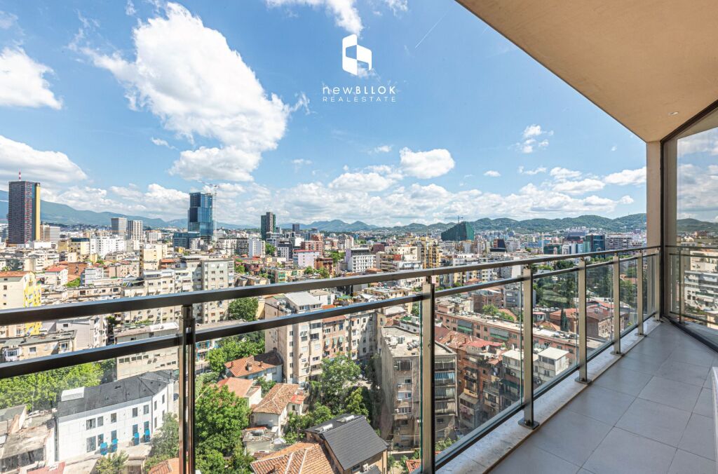 ✨️In Affitto: Elite Office 202m² ⭐️ 2 Posti Auto 3 WC🚾 / VERANDA - 12° Piano📍 GOLDEN TOWER (MINE PEZA RESIDENCE) 🌇 2000€ NETTI/Mese 💥