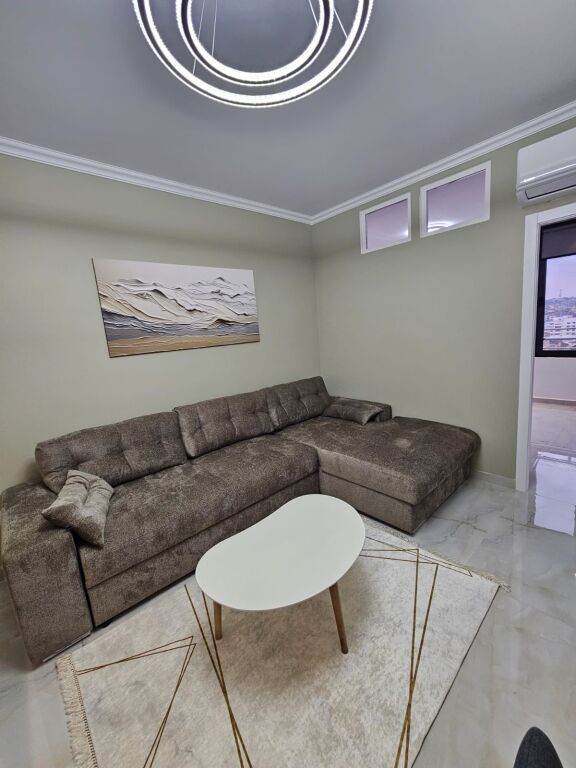 Appartamento 1+1 in affitto 📍 5 Maji, Tirana💰 Prezzo: 47.000 lek al mese
