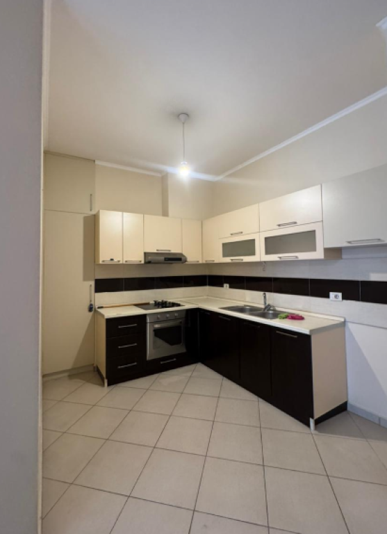 Appartamento 1+1 in Vendita – Komuna e Parisit, Complesso Kika 2