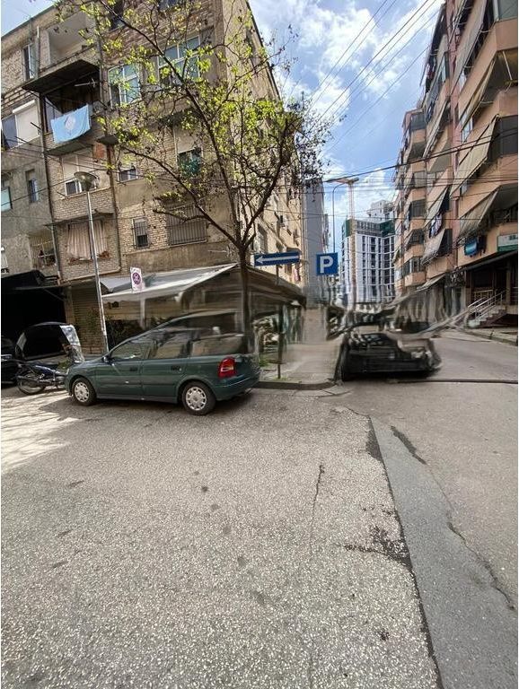 VASIL SHANTO, VENDITA AMBIENTE COMMERCIALE 260.000 €