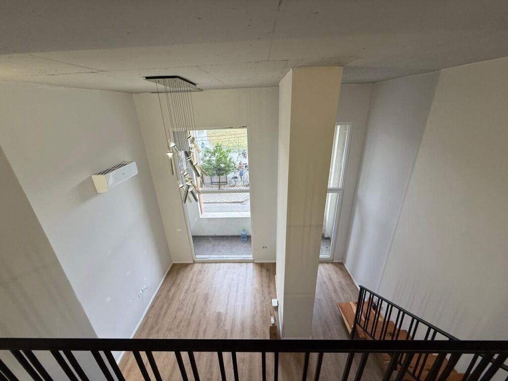 Business Premises FOR RENT DUPLEX 60m2, Golden Park 3 Bedri Karapici street 450 Thousand leke