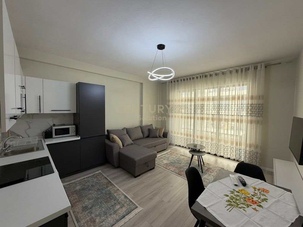 APARTAMENT 2+1+2 + PARKING PER SHITJE TEK RRUGA E DURRESIT !