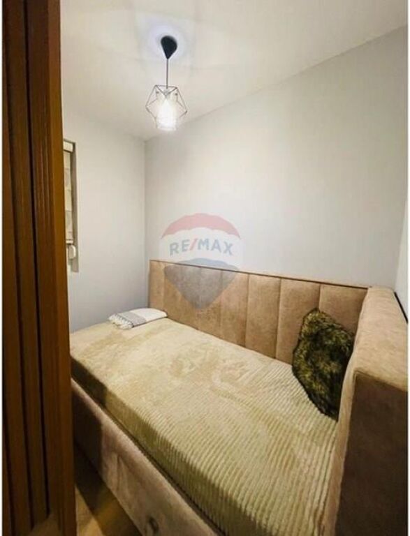 Jepet me Qira Apartament 1+1 te Rruga e Elbasanit