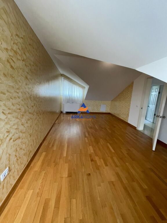 VILLA FOR RENT 3 FLOORS "TEG" 380,000 LEKE