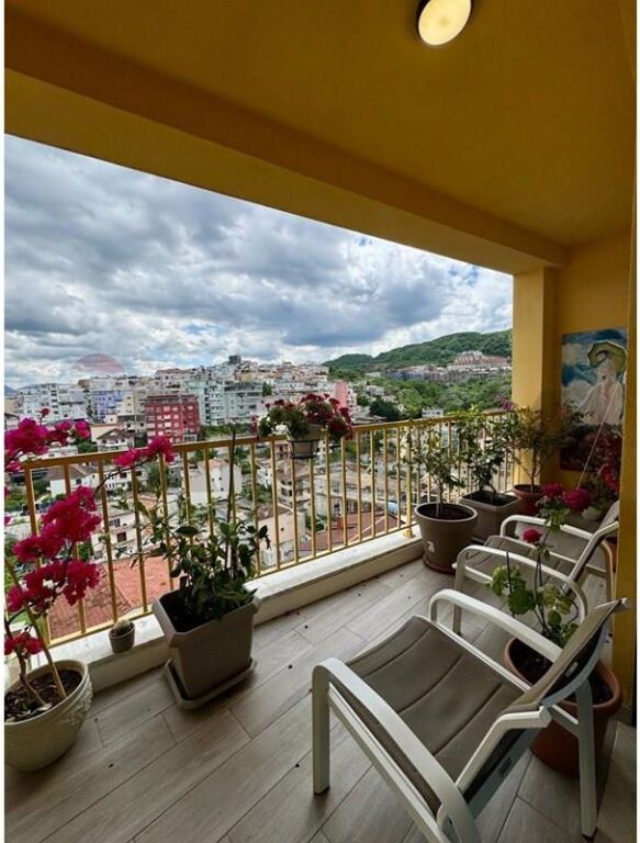 APARTMENT 4+1 +2 PARKING SPACES FOR SALE AT EURO 3D
