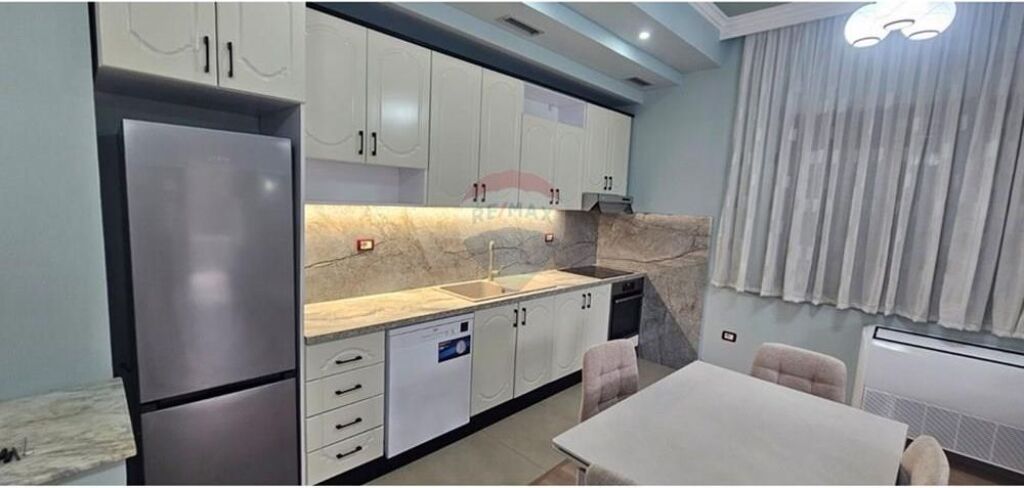 First floor of a villa for rent in Ali Dem