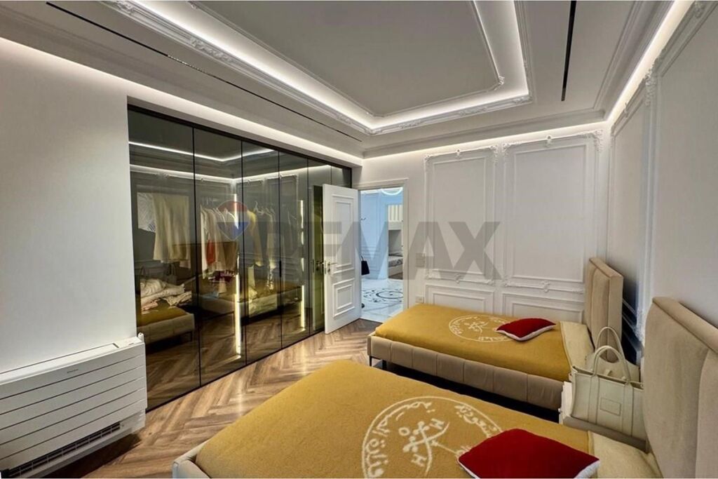 APARTMENT 4+1 +2 PARKING SPACES FOR SALE AT EURO 3D