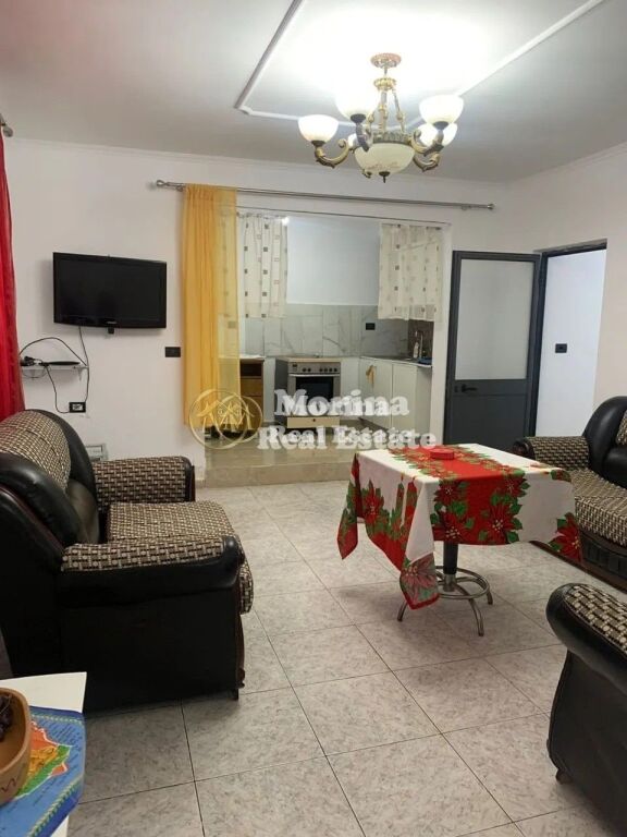 Rent | Shtëpi private 1 + 1 | Ali Demi | 350 €/month