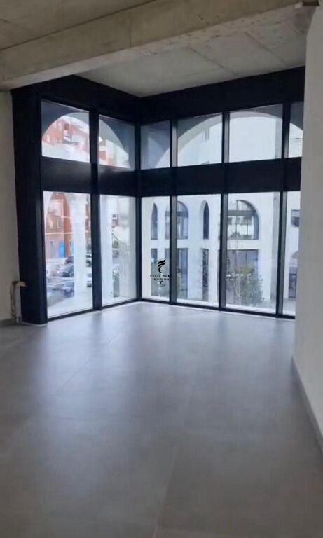 UFFICIO IN AFFITTO 177 M2 EX CAMPO DI AVIAZIONE 2.150 EURO FH-74627