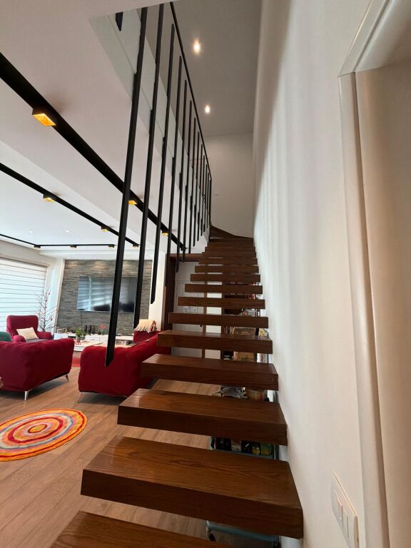 VILLA FOR SALE NEAR ELBASAN ROAD