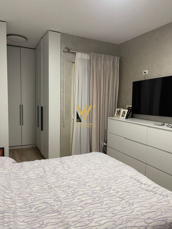 JEPET APARTAMENT 1+1+BLK ME QERA TEK KOPSHTI BOTANIK 65.000 LEKE