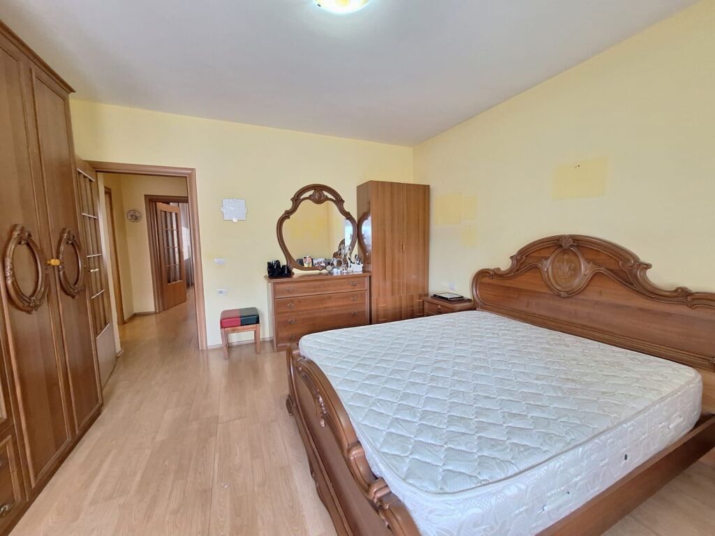 Apartment 2+1+2 with 1 balcony for sale on Kosovareve street