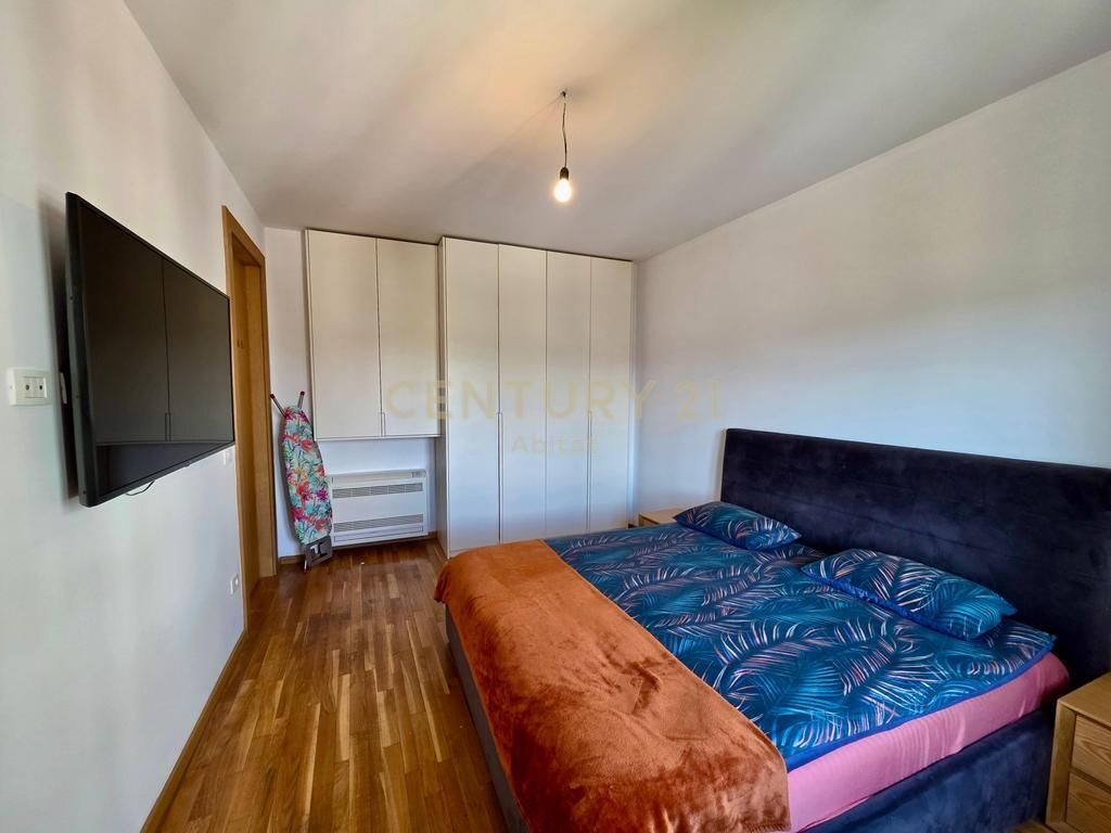 FOR RENT, PREMIUM APARTMENT 1️⃣➕1️⃣ with FANTASTIC VIEW, TWIN TOWERS‼️