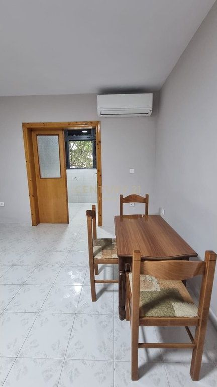 Apartment 2+2 For Rent in Myslym Shyri, Tirana - 600€