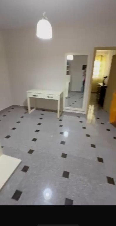 Apartameng 2+1 per qera tek unaza e re !