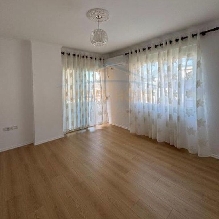 In vendita, Appartamento 2+1, Fresk, Tirana​