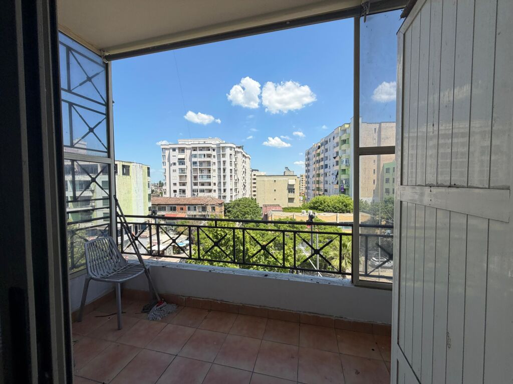 Apartment 2+1+2 bathrooms for sale in Plazh, Durres