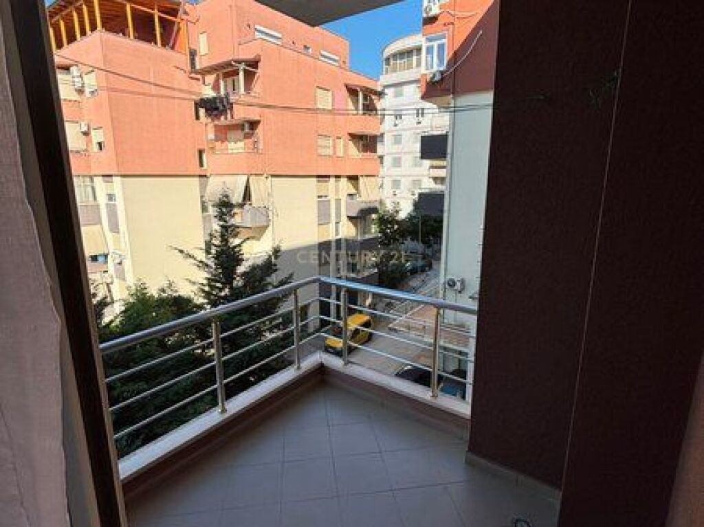 2+1 apartment for sale in Fresk 135.000