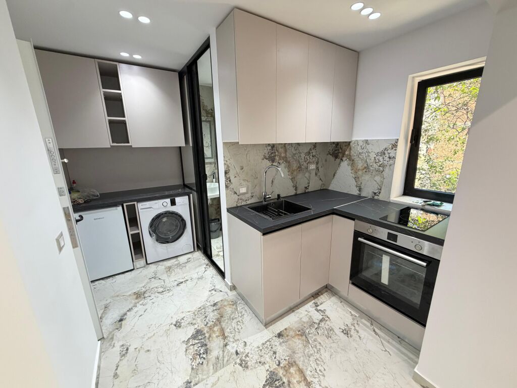 🏡 Super Appartamento 1+1 in Vendita  📍 Vicino alla Scuola di Balletto, di fronte al Ponte dei Tabakëve 💶 Prezzo: 145.000€
