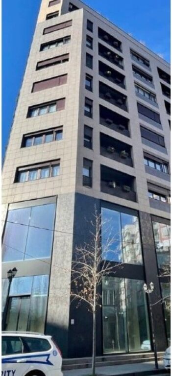 🏡 Appartamento 1+1 in Affitto – VIA DELLE BARRICATE – CENTRO, TIRANA! 700 €/Mese