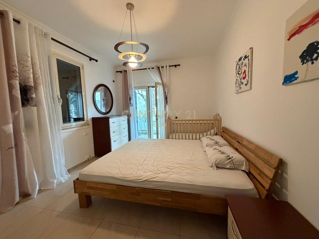 Villa in Vendita a Qerret !